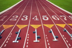 爱游戏电竞官网-仰泳节奏精准突尼斯保持前列，仰泳进阶指南